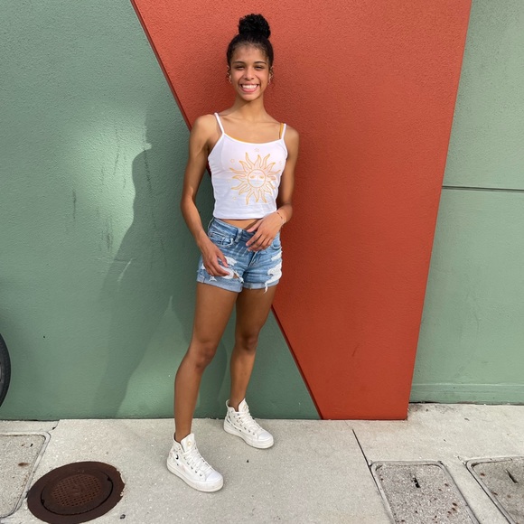 Meet your Posher, Nariah - Picture 9 of 9